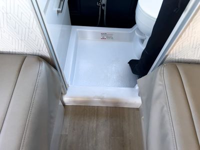 2026 Thor Motor Coach SANCTUARY - Photo 13