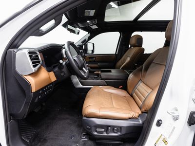 2025 Toyota Tundra Hybrid - Photo 4
