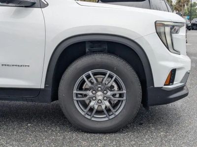 2025 GMC Acadia — photo 10 view