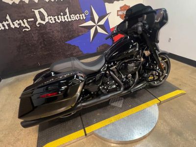 2025 Harley-Davidson FLHX - Street Glide — photo 7 view