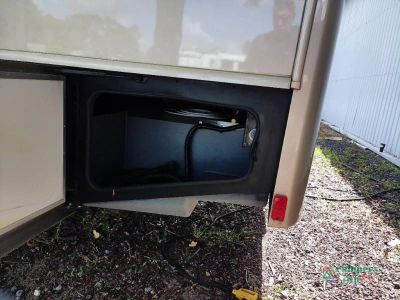 2018 Fleetwood RV Storm — photo 19 view