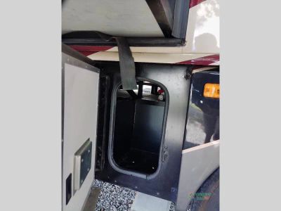 2018 Fleetwood RV Storm — photo 22 view