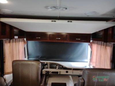 2018 Fleetwood RV Storm — photo 35 view