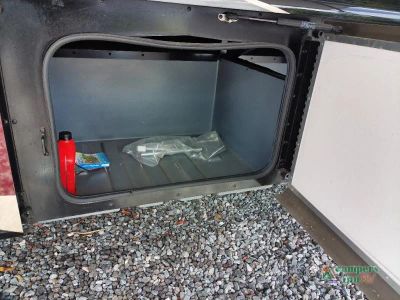 2018 Fleetwood RV Storm — photo 13 view