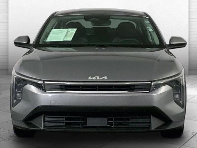 2025 Kia K4 — side profile view