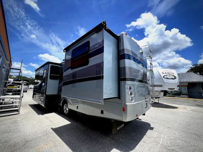 2006 Fleetwood Southwind — side profile view
