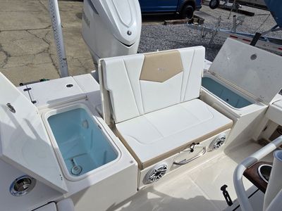 2026 Robalo 246 Cayman SD - Photo 16