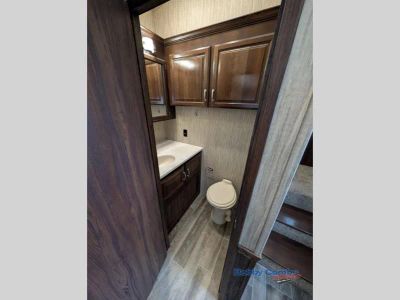 2018 Forest River RV Cardinal Luxury - Photo 17