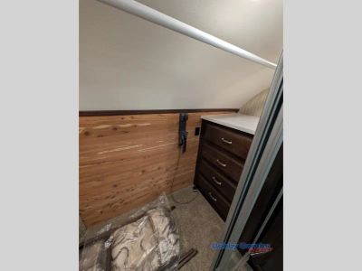2018 Forest River RV Cardinal Luxury - Photo 24