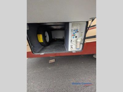2018 Forest River RV Cardinal Luxury - Photo 7