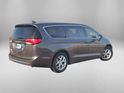 2018 Chrysler Pacifica — interior view