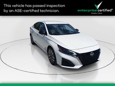 2025 Nissan Altima - Photo 1