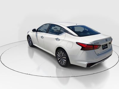 2025 Nissan Altima - Photo 5