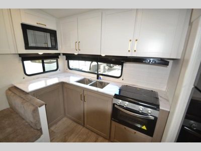 2026 Jayco Eagle SLE - Photo 7