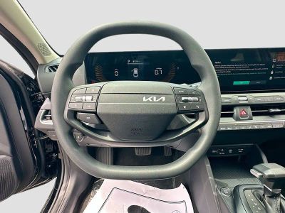 2026 Kia K4 — photo 11 view