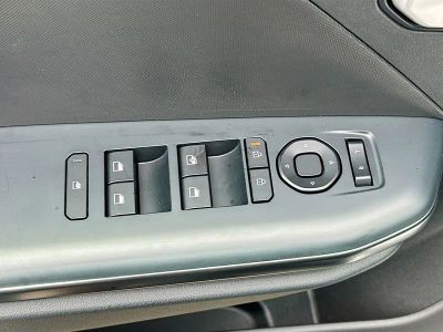2026 Kia K4 — photo 17 view