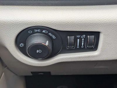 2024 Chrysler Pacifica — photo 32 view