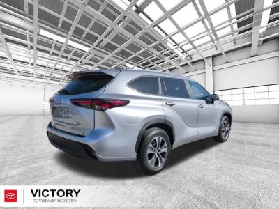 2024 Toyota Highlander - Photo 3