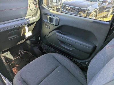 2026 Jeep Wrangler — photo 14 view