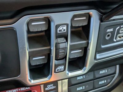 2026 Jeep Wrangler — photo 19 view