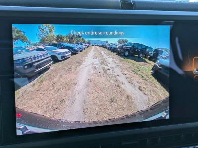 2026 Jeep Wrangler — photo 17 view