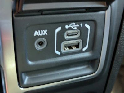 2026 Jeep Wrangler — photo 18 view