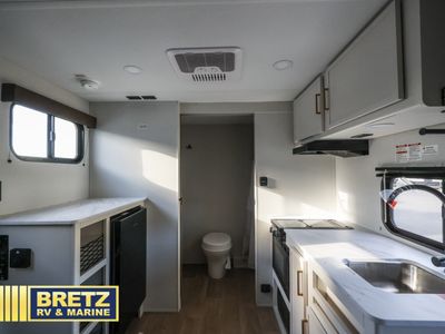 2026 Grand Design Transcend One - Photo 10