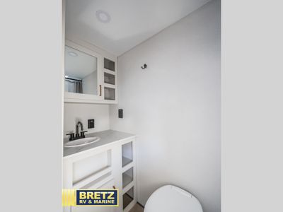 2026 Grand Design Transcend One - Photo 13