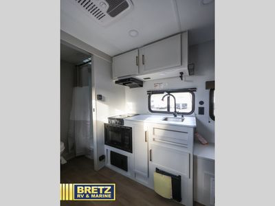 2026 Grand Design Transcend One - Photo 12