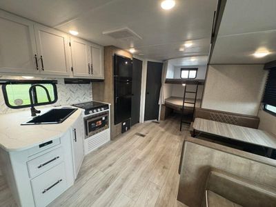 2025 Keystone RV Springdale Classic - Photo 8