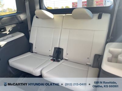 2025 Hyundai Santa Fe — photo 11 view