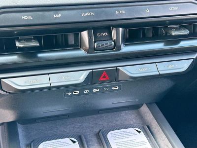 2027 Kia Telluride Hybrid — photo 16 view