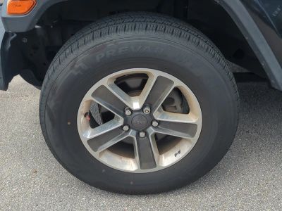 2019 Jeep Wrangler — photo 11 view