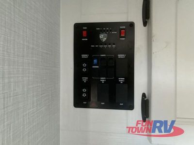 2025 Venture RV Stratus - Photo 27