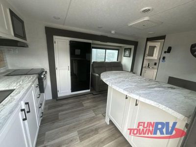 2025 Venture RV Stratus - Photo 16