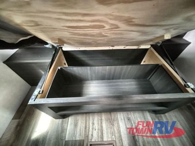 2025 Venture RV Stratus - Photo 34