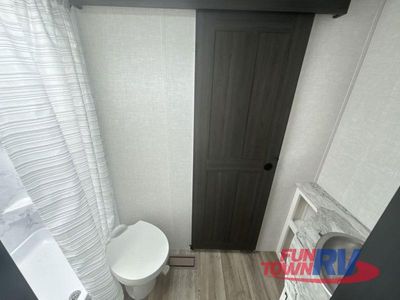 2025 Venture RV Stratus - Photo 28