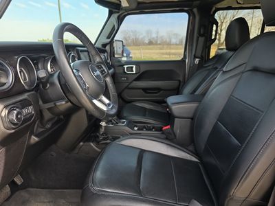 2020 Jeep Wrangler Unlimited — photo 9 view