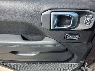 2020 Jeep Wrangler Unlimited — photo 20 view