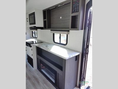 2026 Venture RV Campbound Platinum - Photo 24