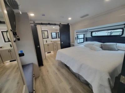 2026 Jayco North Point — photo 14 view