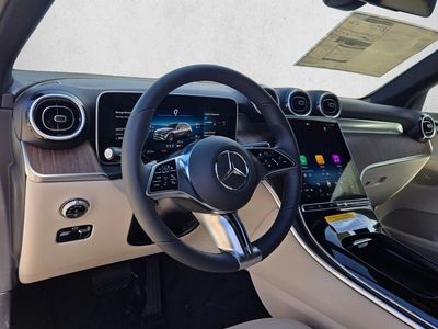 2026 Mercedes-Benz GLC 300 - Photo 3