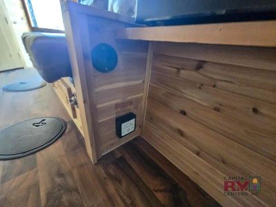 2017 Ice Castle Fish Houses Ice Castle Fish Houses — photo 19 view