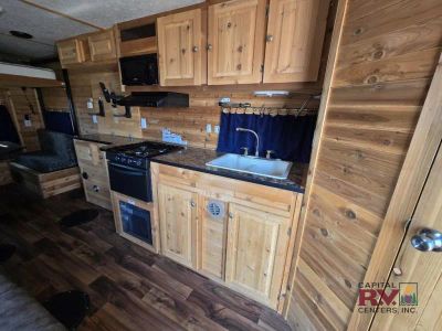 2017 Ice Castle Fish Houses Ice Castle Fish Houses — photo 9 view