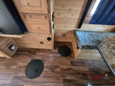 2017 Ice Castle Fish Houses Ice Castle Fish Houses — photo 22 view