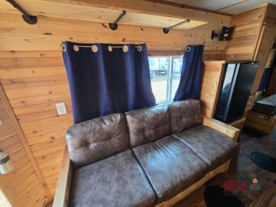2017 Ice Castle Fish Houses Ice Castle Fish Houses — photo 8 view