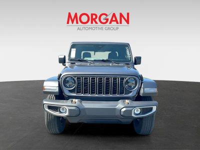 2026 Jeep Gladiator — side profile view