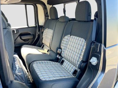 2026 Jeep Gladiator — photo 23 view
