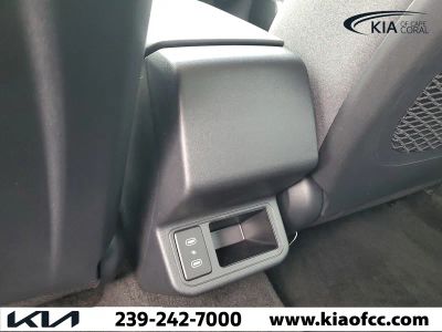 2025 Kia K4 — photo 15 view