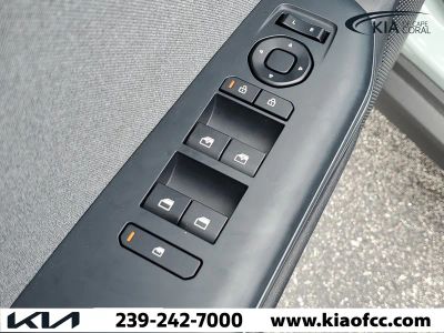 2025 Kia K4 — photo 19 view